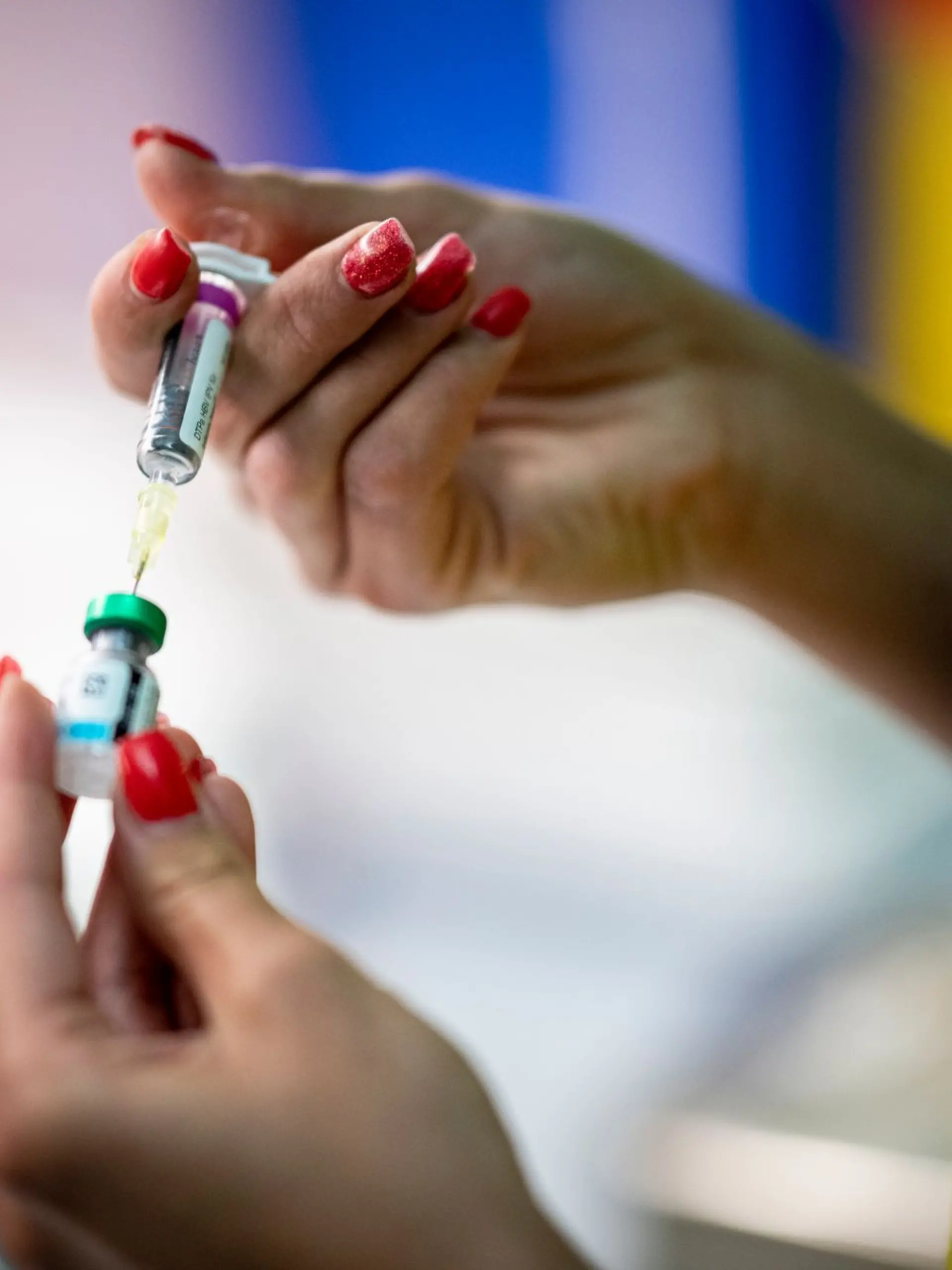 Bild zu: "Tochter angeklagt! Sie spritzt ihrer demenzkranken Mutter Insulin"