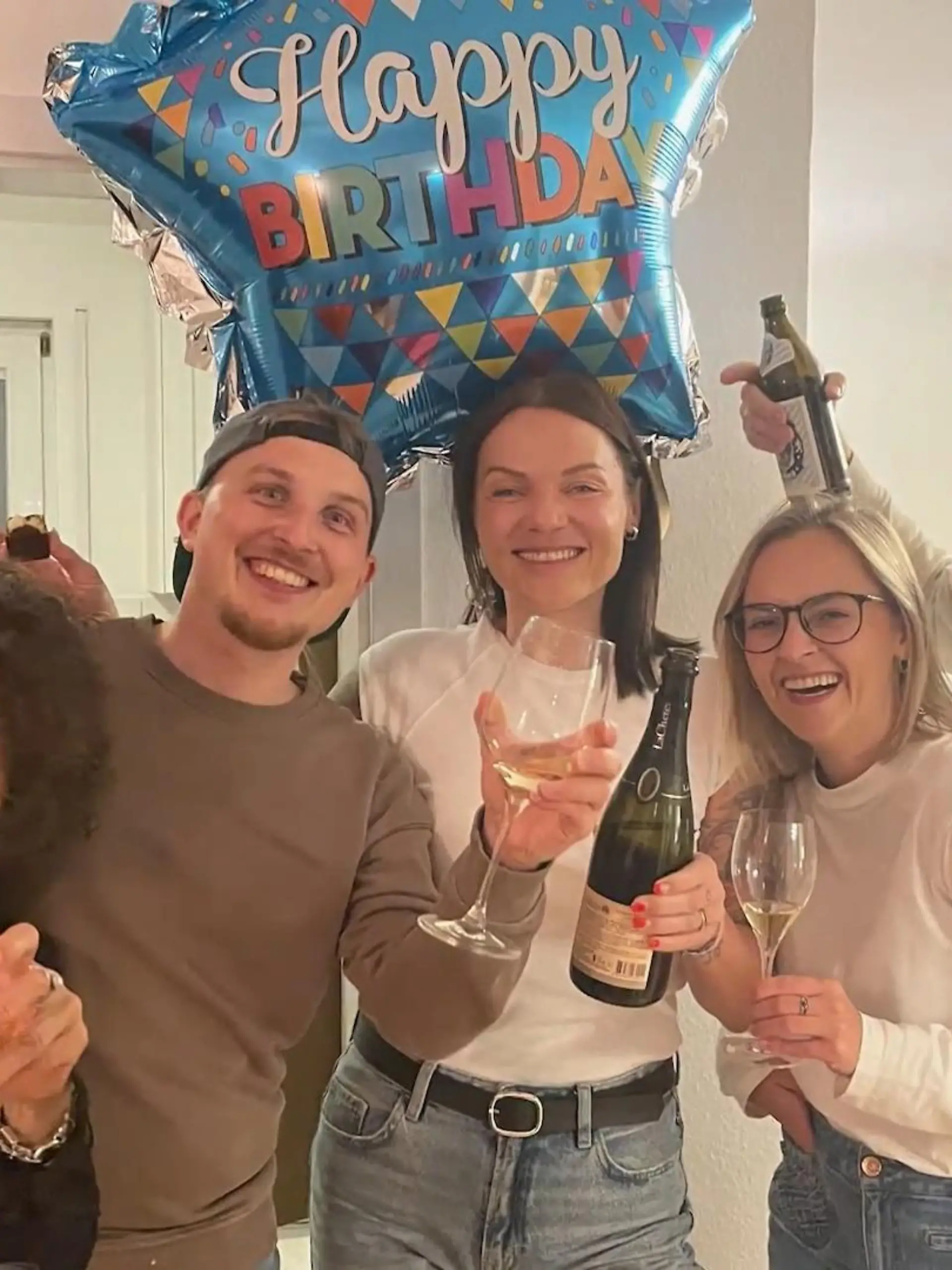 Bild zu: "Jetzt gibt´s ein paar Extra-Geburtstags-Tattoos"
