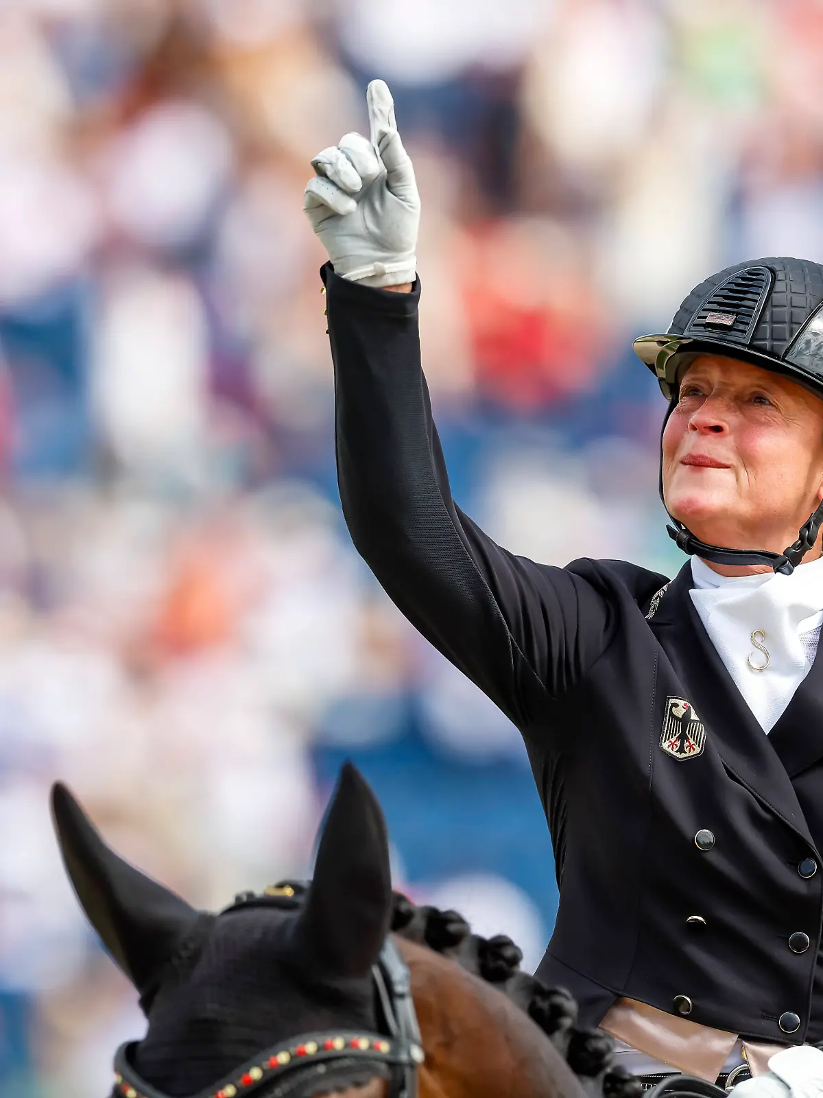 Bild zu: "Dressur-Star Isabell Werth gibt Comeback-Datum bekannt"