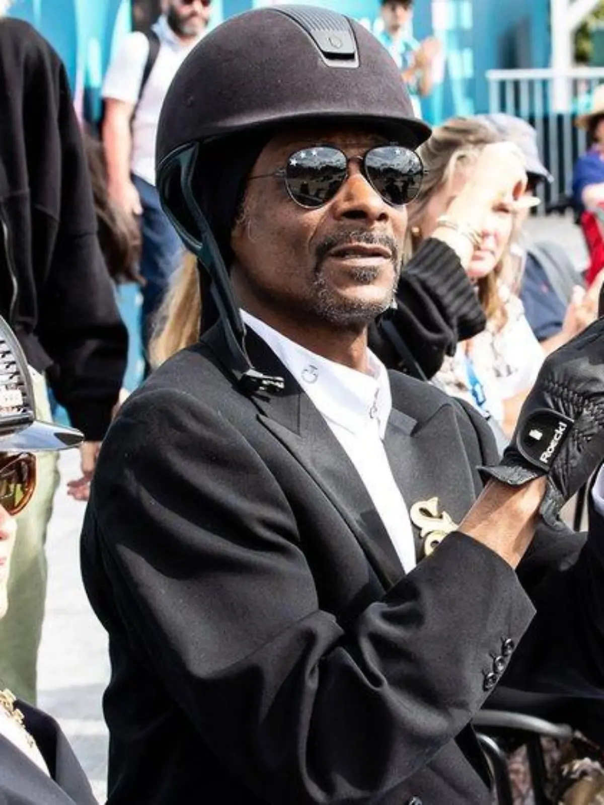 Olympia: Snoop Dogg begeistert beim Dressur-Finale in Reitoutfit