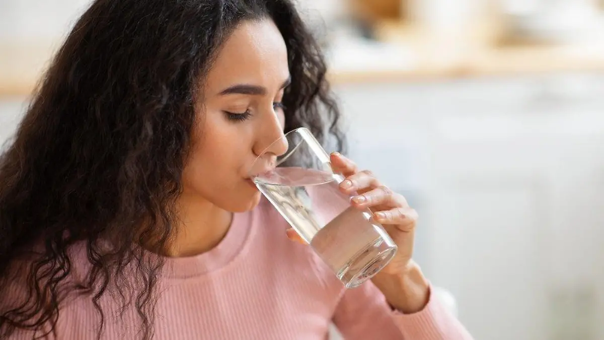 Zu wenig Wasser getrunken? Fünf Hinweise auf Dehydration