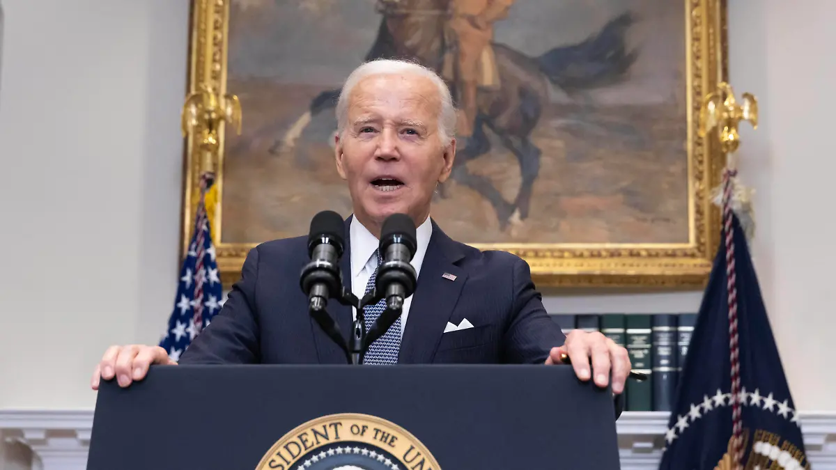 US President Joe Biden delivers remarks in the Roosevelt Room of the White House US President Joe Biden delivers remarks in response to the decision by the United States Supreme Court to block his administrations student loan forgiveness plan, in the Roosevelt Room of the White House in Washington, DC, USA, 30 June 2023. The decision by the Supreme Court prevents the Biden administration from delivering a plan to provide student debt relief to borrowers making less than 125,000 USD per year. WASHINGTON DC United States PUBLICATIONxNOTxINxFRAxSPAxUKxUSAxBELxPOL Copyright: xPool/ABACAx 859066_005 Pool/ABACAx 859066_005