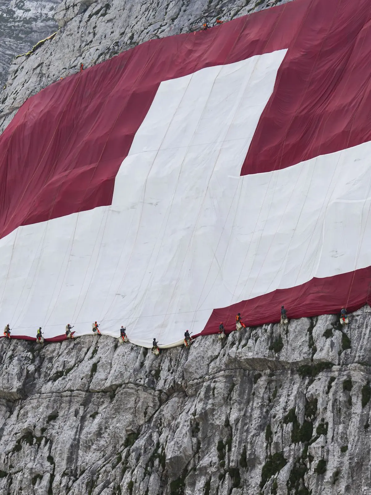 Bild zu: "Wanderer stürzt am Schweizer Säntis in den Tod"
