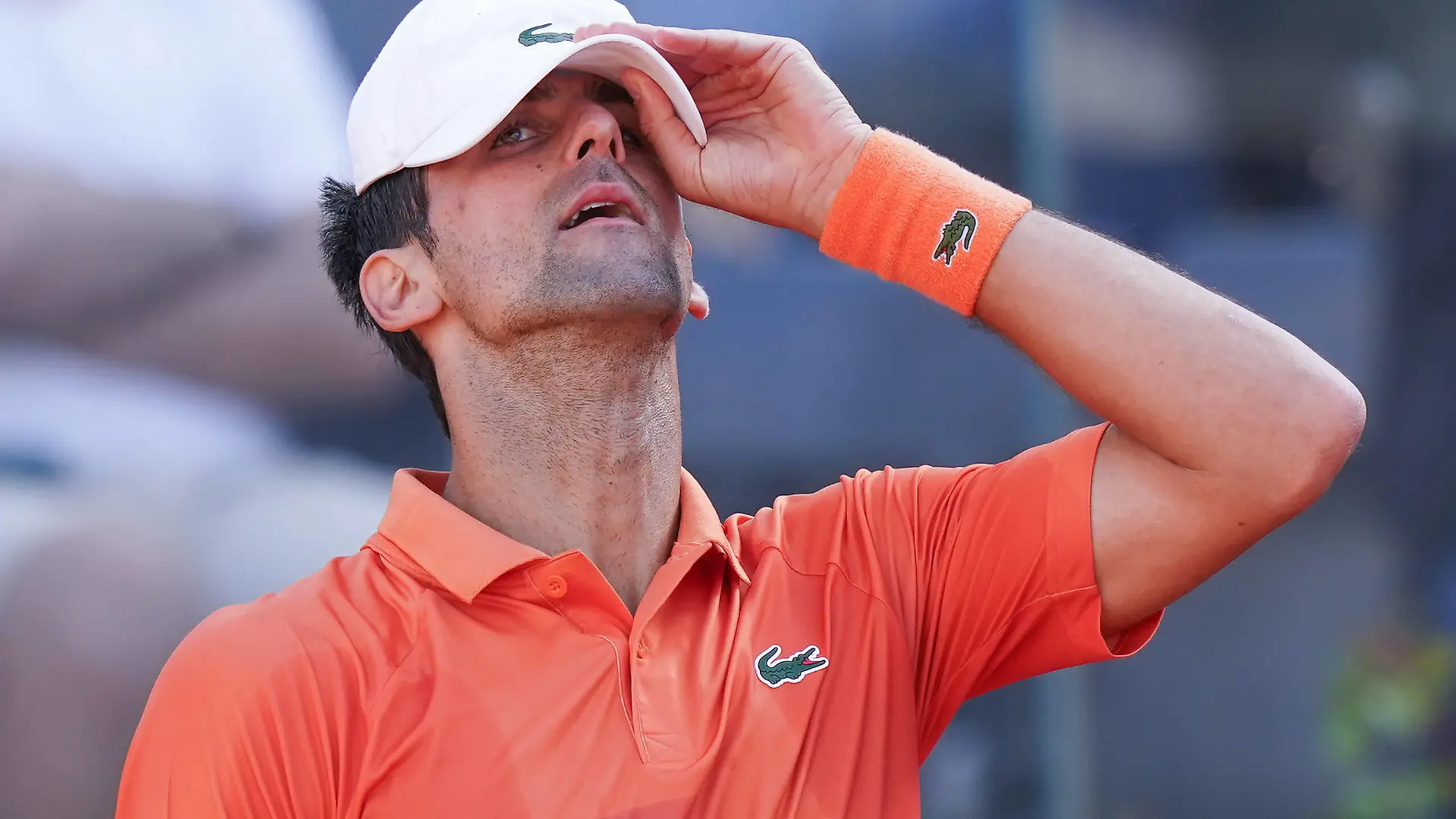 Novak Djokovic looks dejected during the Internazionali BNL D Italia match between Novak Djokovic and Aslan Karatsev on 10 May 2022 at Foro Italico, Rome. Photo by Giuseppe Maffia. Rome Foro Italico Rome Italy Copyright: xGiuseppexMaffiax SP24-325-008