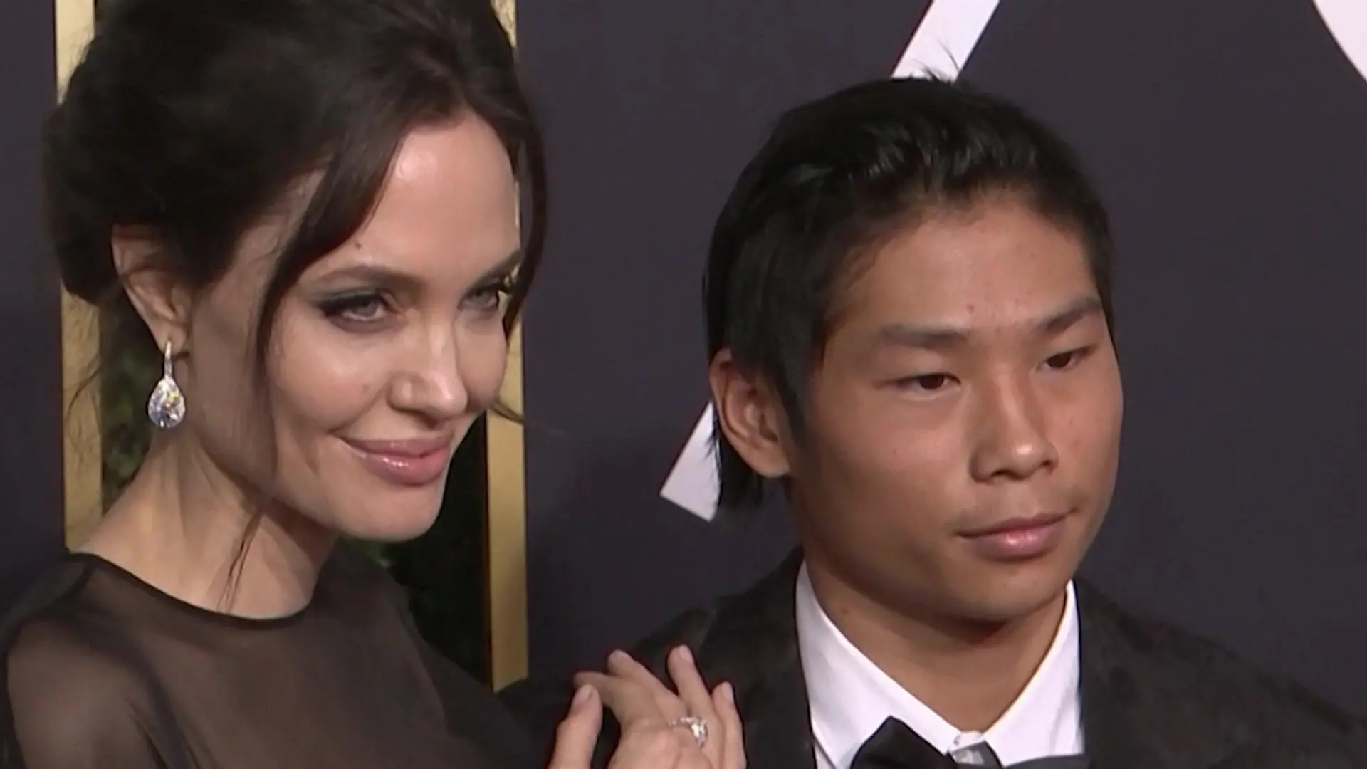 Angelina Jolies Sohn Pax darf Intensivstation verlassen Nach Unfall