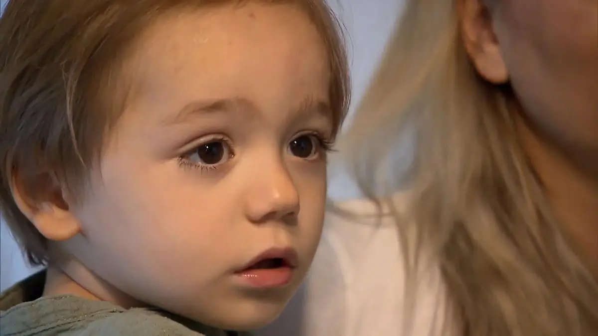 Vermisstes Kind suchte besonderes Versteck Suche nach Timur (3)