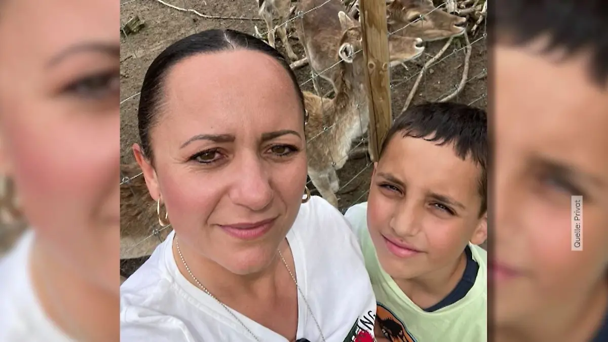 Ein Bild aus glücklichen Tagen: Daniela Farre mit ihrem Sohn Ilias.