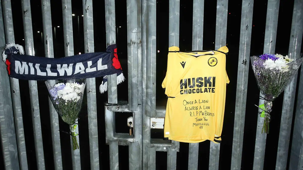 Großer Trauer um den Boss des Londoner Traditionsvereins FC Millwall
