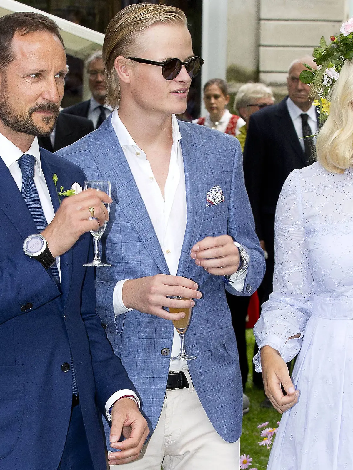 Marius Borg Høiby, der Sohn von Prinzessin Mette-Marit sieht sich schlimmen Vorwürfen der Körperverletzung und Sachbeschädigung ausgesetzt. 