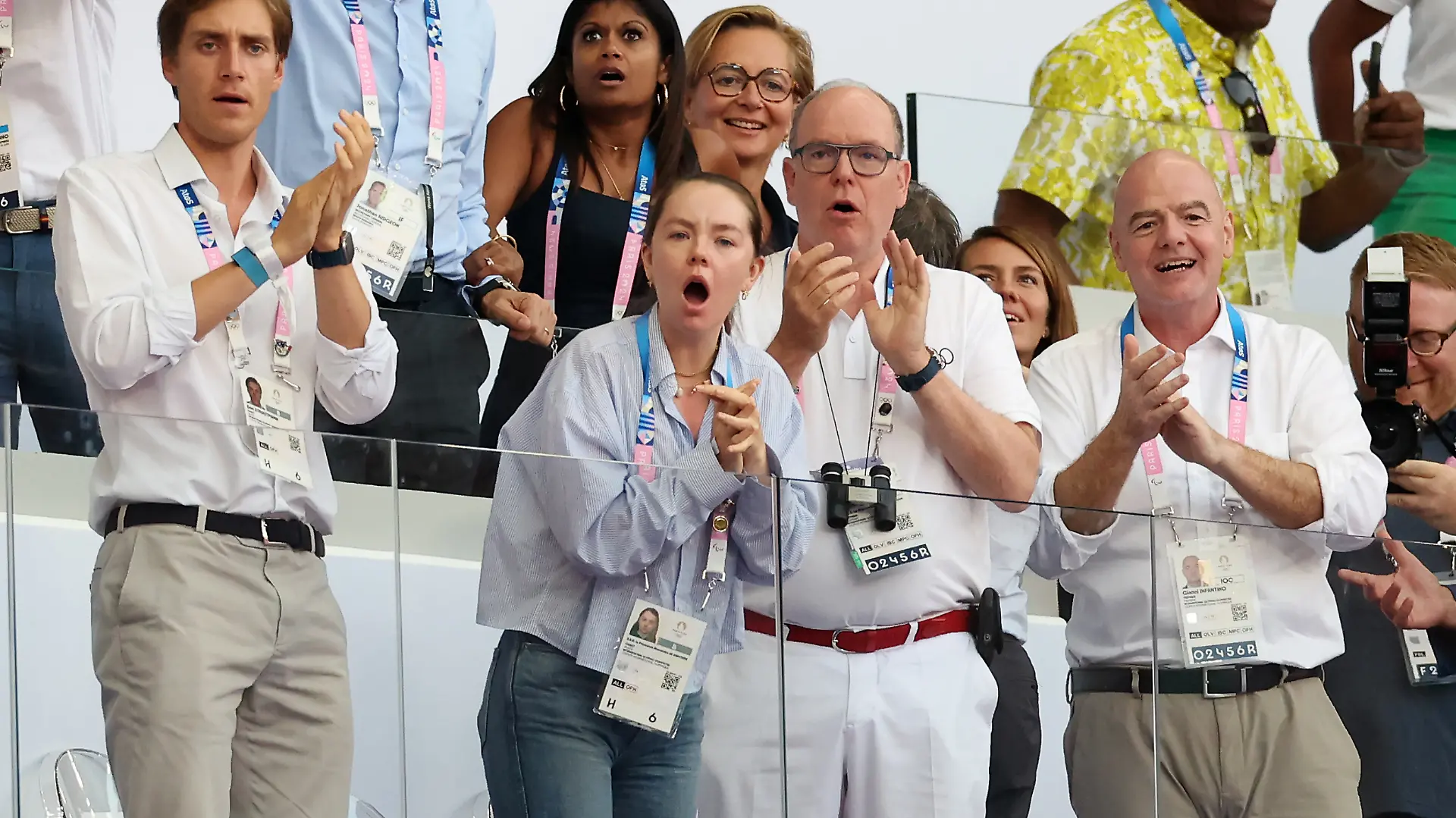 Fürst Albert von Monaco hat gemeinsam mit seiner Nichte die Leichtathletik-Wettkämpfe anlässlich der Olympischen Spiele in Paris angeschaut.