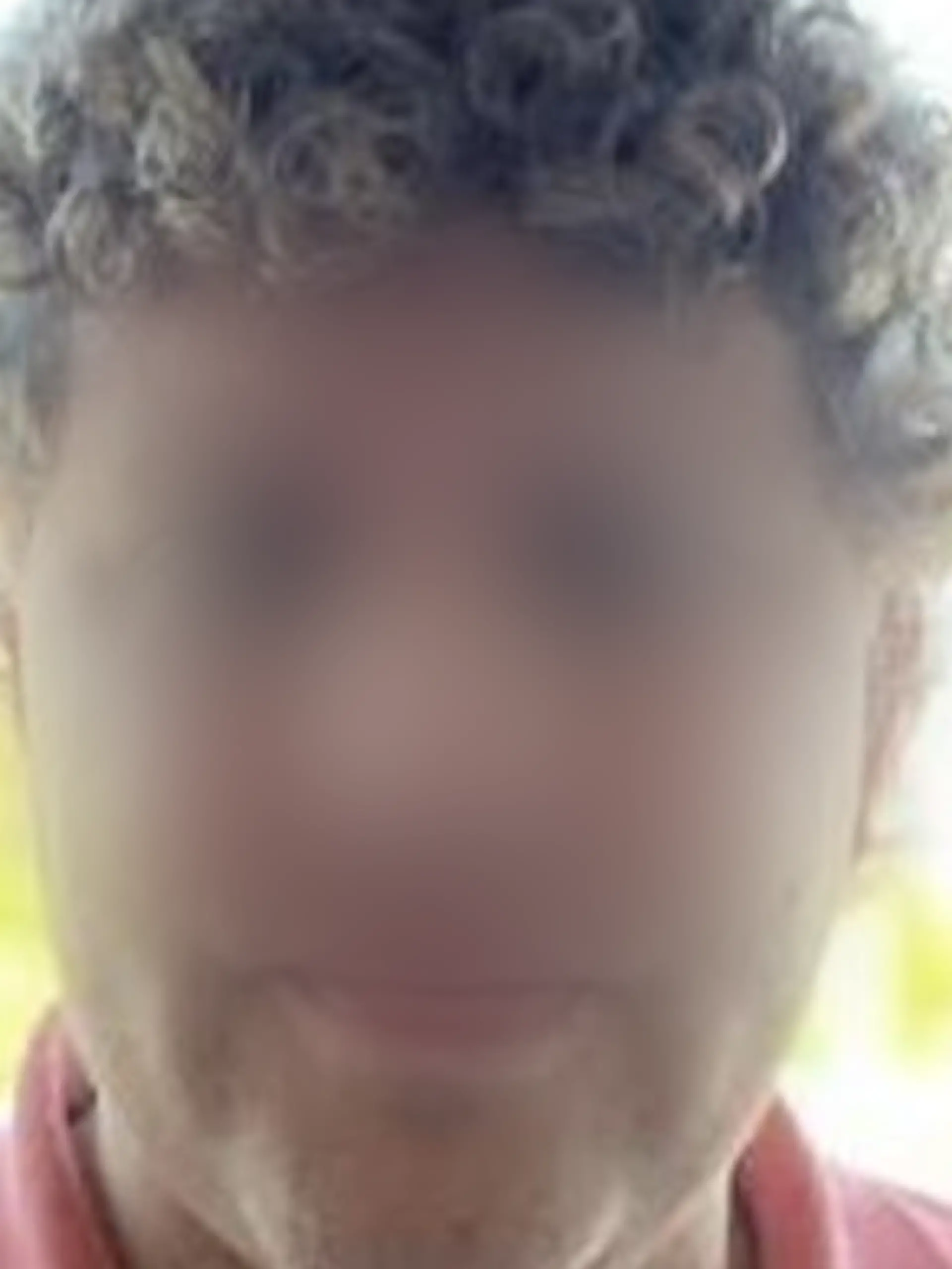 Ein Mann im Portrait. 