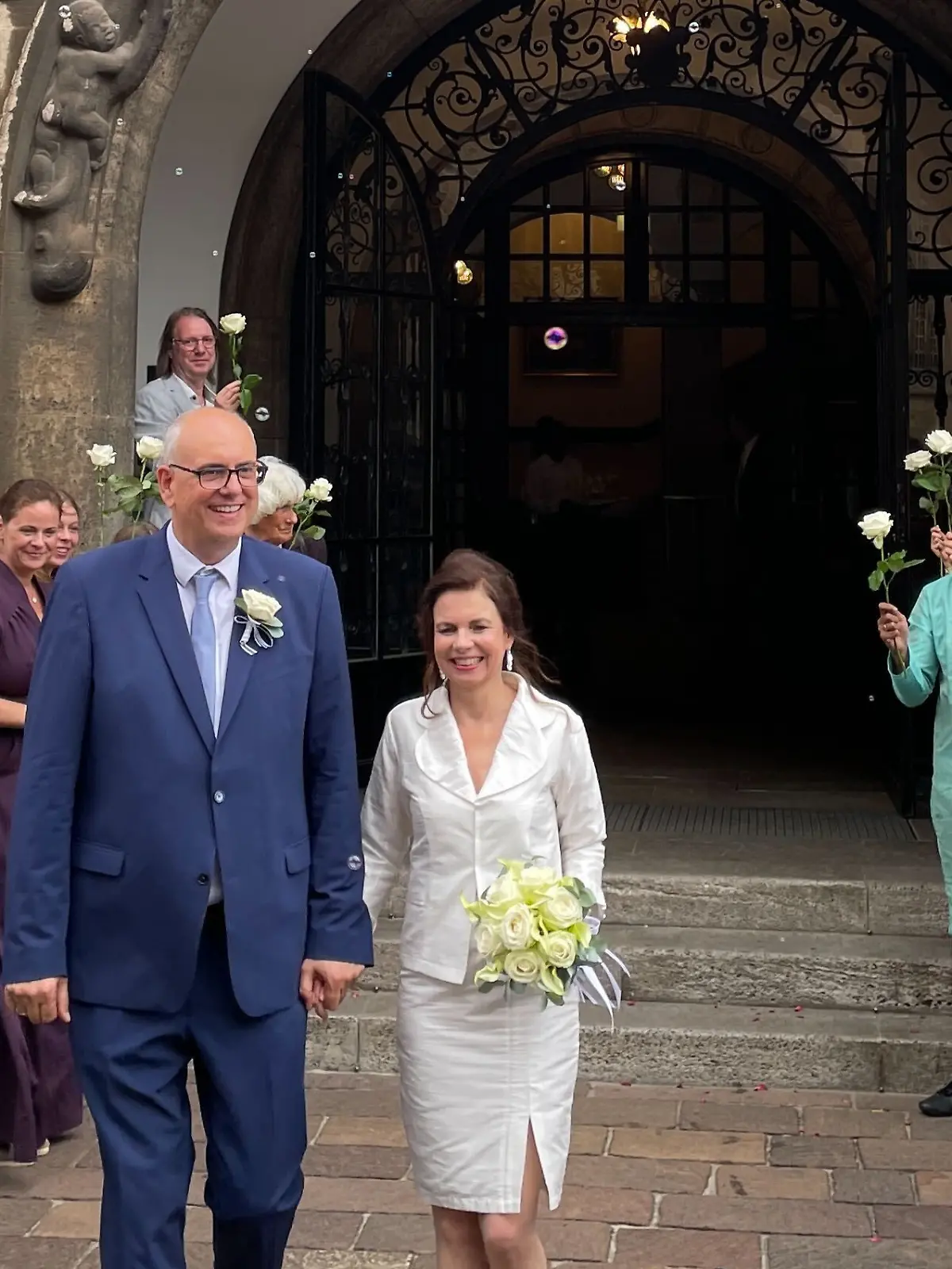Bild zu: "Bürgermeister Bovenschulte heiratet seine Jugendfreundin! "