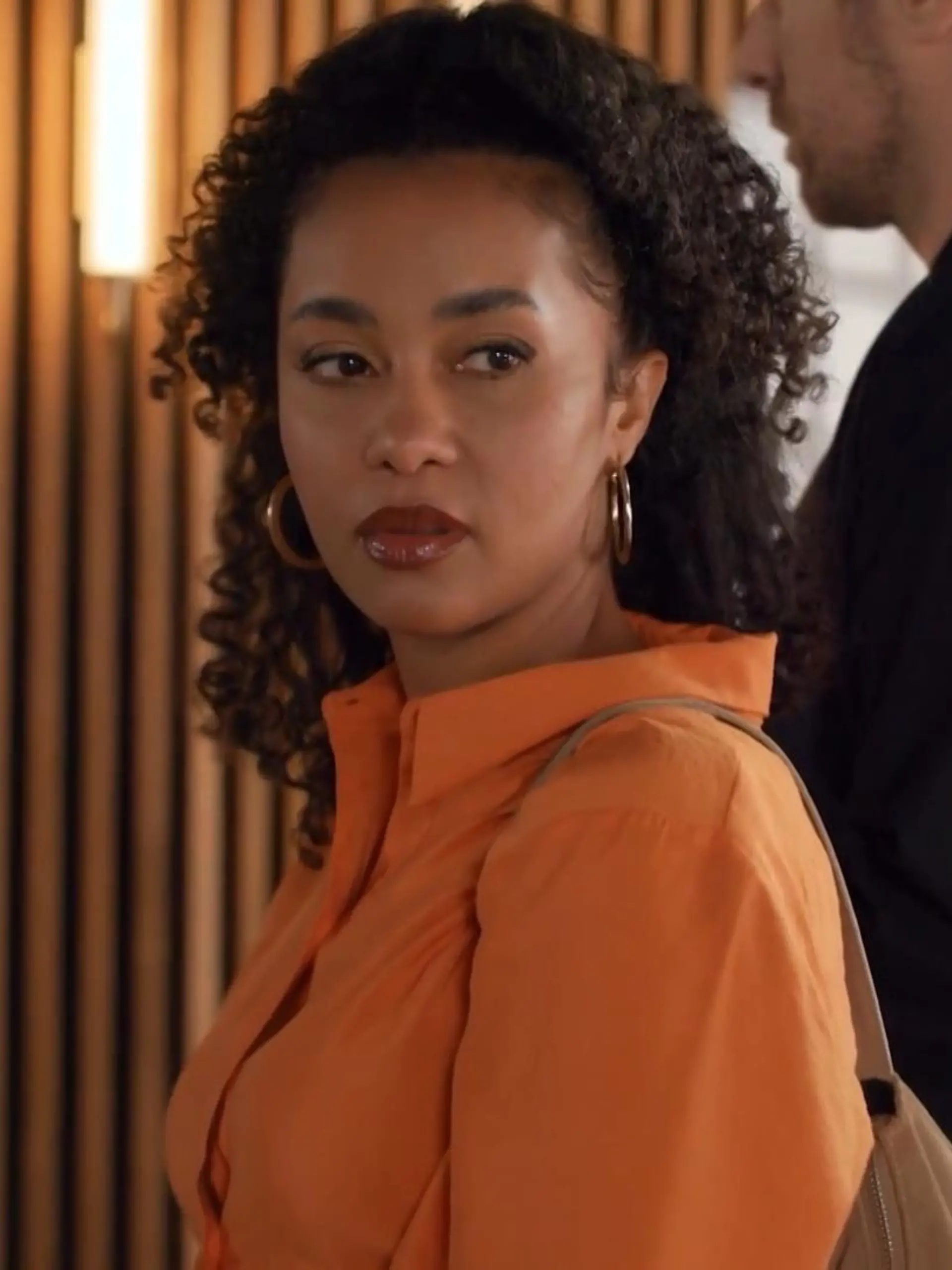 AWZ: Imani beginnt, gegen Isabelle Verdacht zu schöpfen