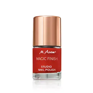 Magic Finish Nagellack: Studio Nail Polish