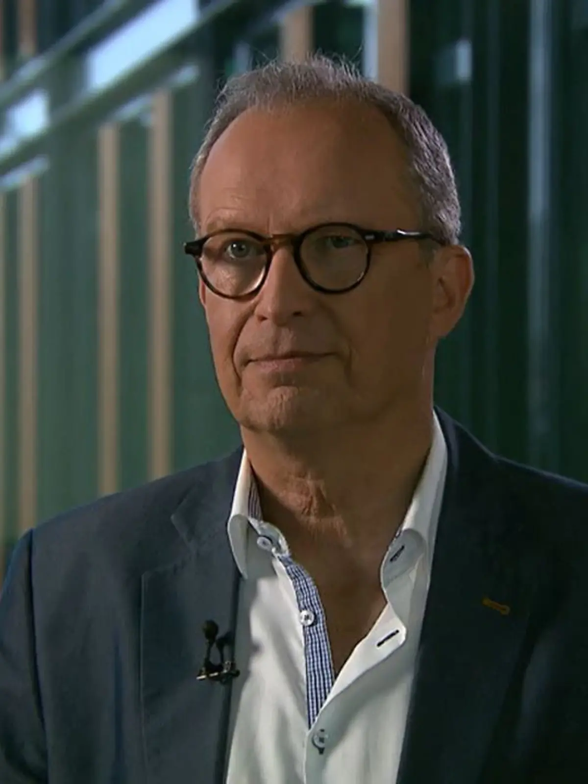 Mediziner Dr. Christoph Specht hat eine klare Meinung zu den Klimaklebern.