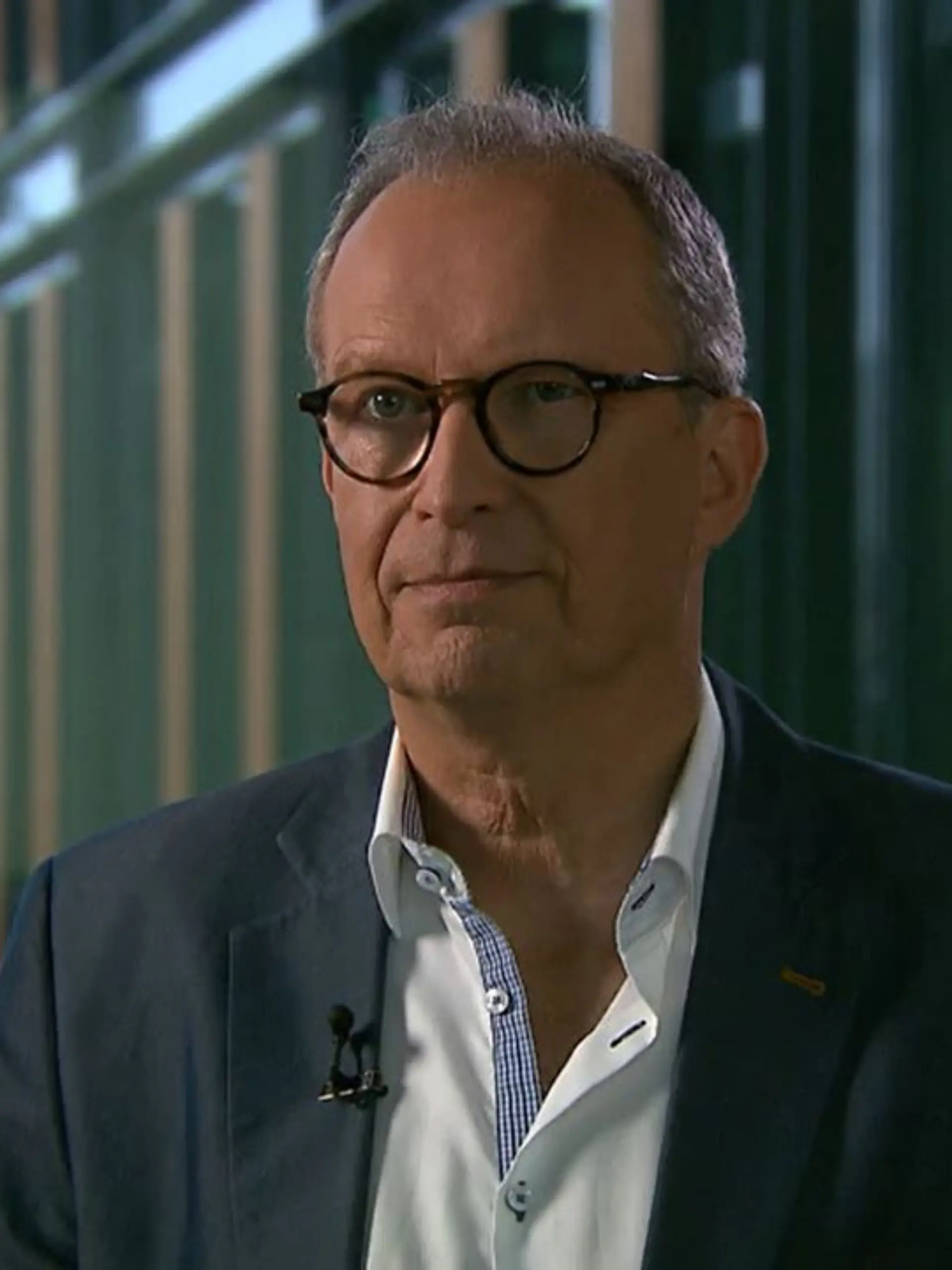 Mediziner Dr. Christoph Specht hat eine klare Meinung zu den Klimaklebern.