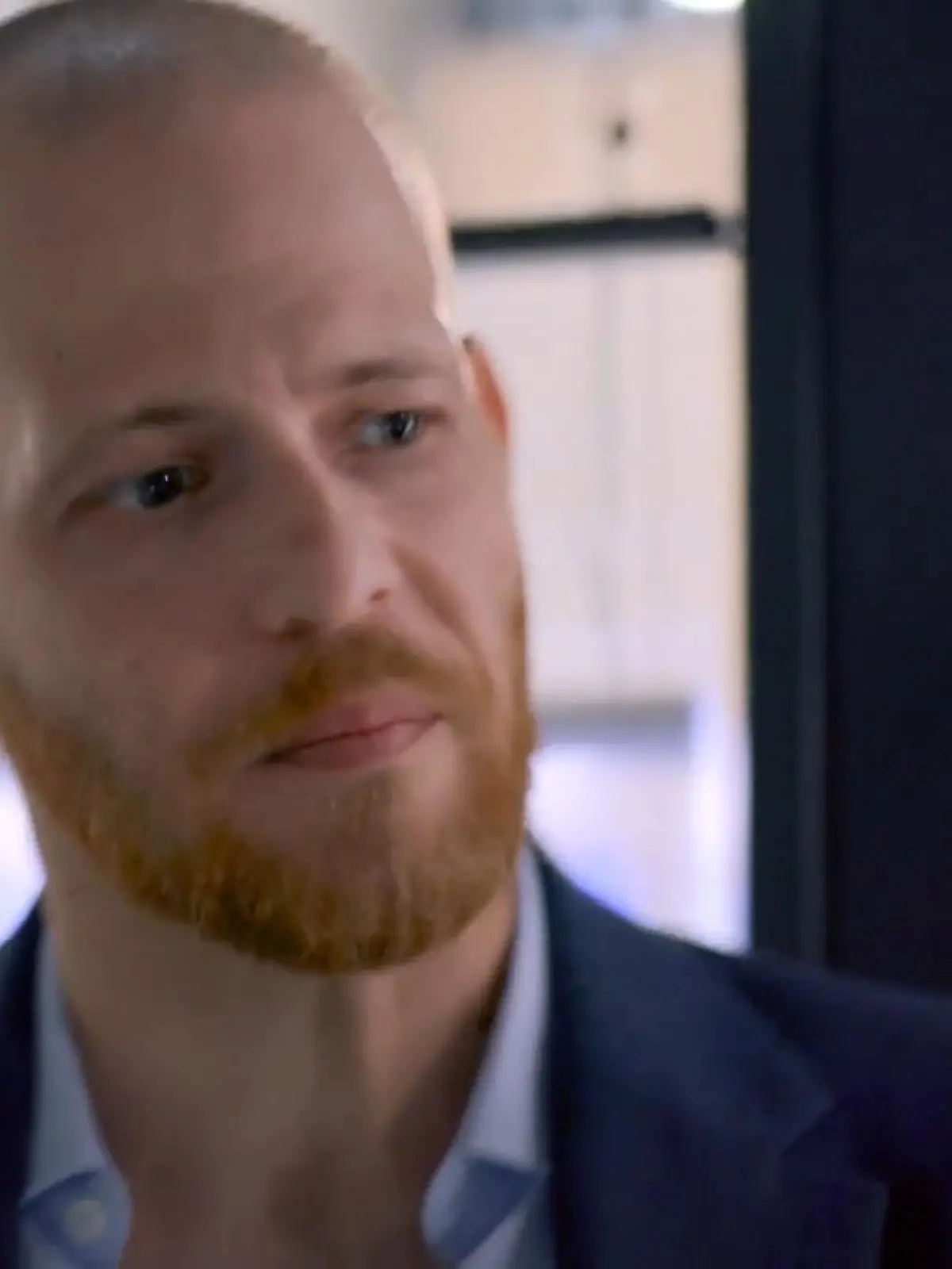 Unter uns: Tobias hat Sina gedroht, sie zu ruinieren