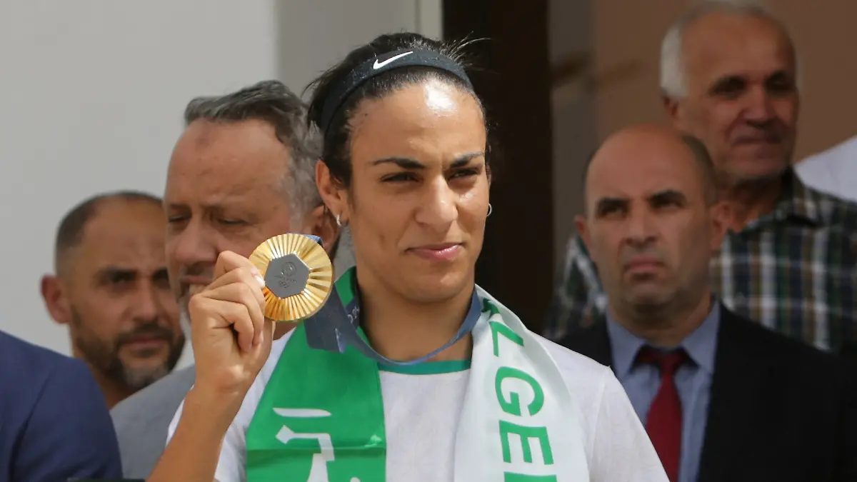 Imane Khelif wird feierlich in Algerien empfangen