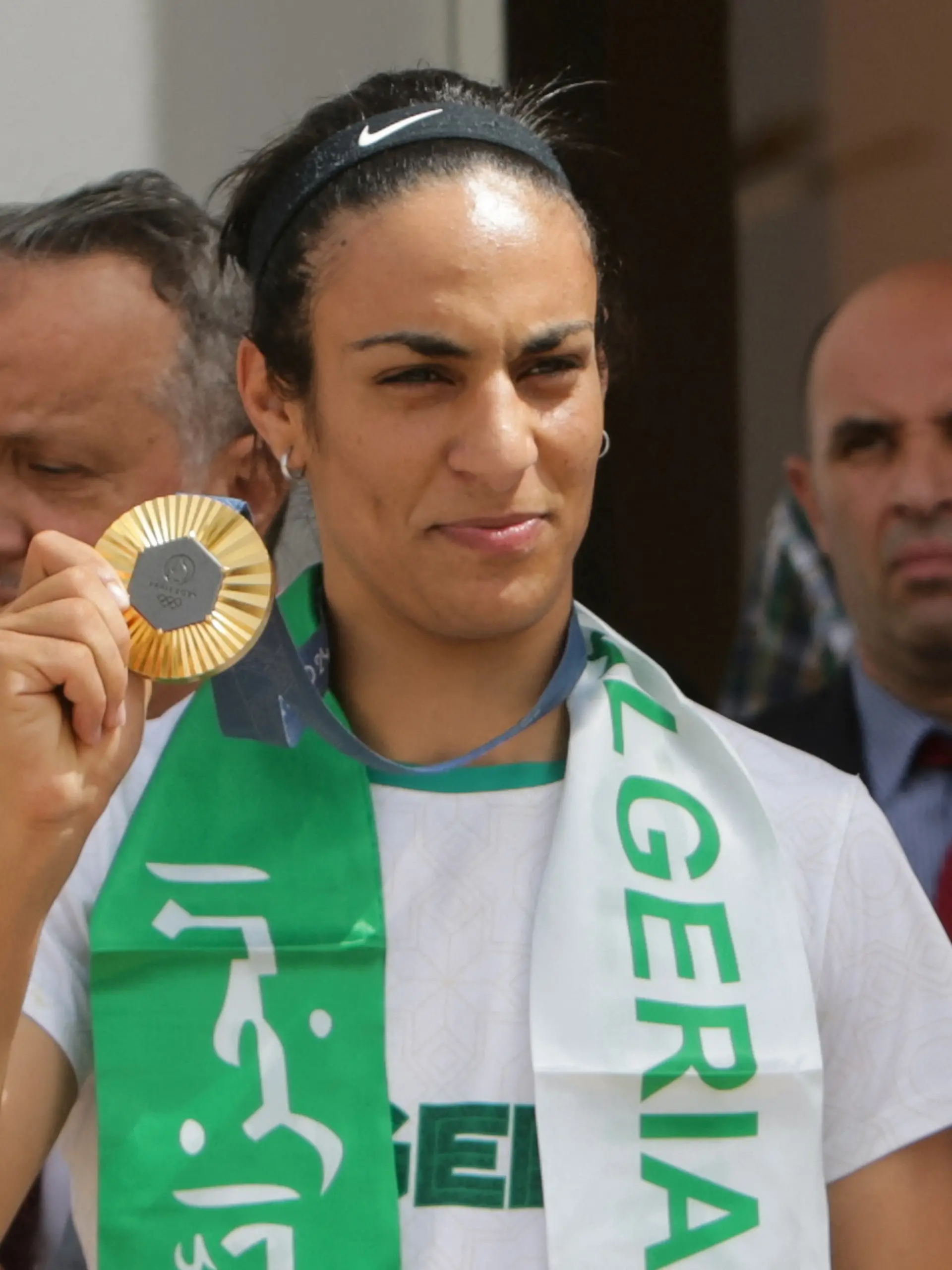 Imane Khelif wird feierlich in Algerien empfangen