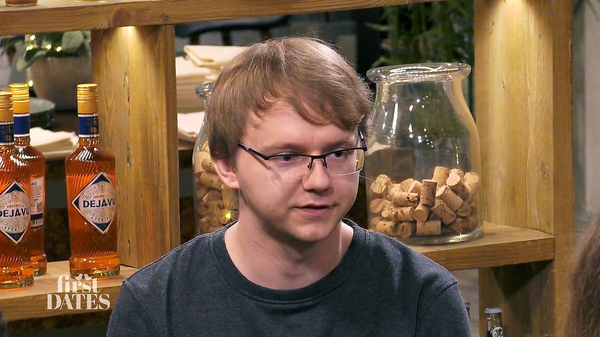 Schüchternen Mann Aus Der Reserve Locken Theresa und Mike: Kann Theresa Mike aus der Reserve locken?