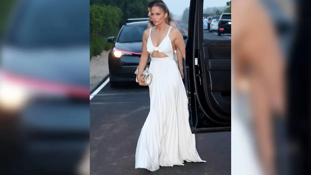Jennifer Lopez legt Wow-Auftritt in den Hamptons hin.
