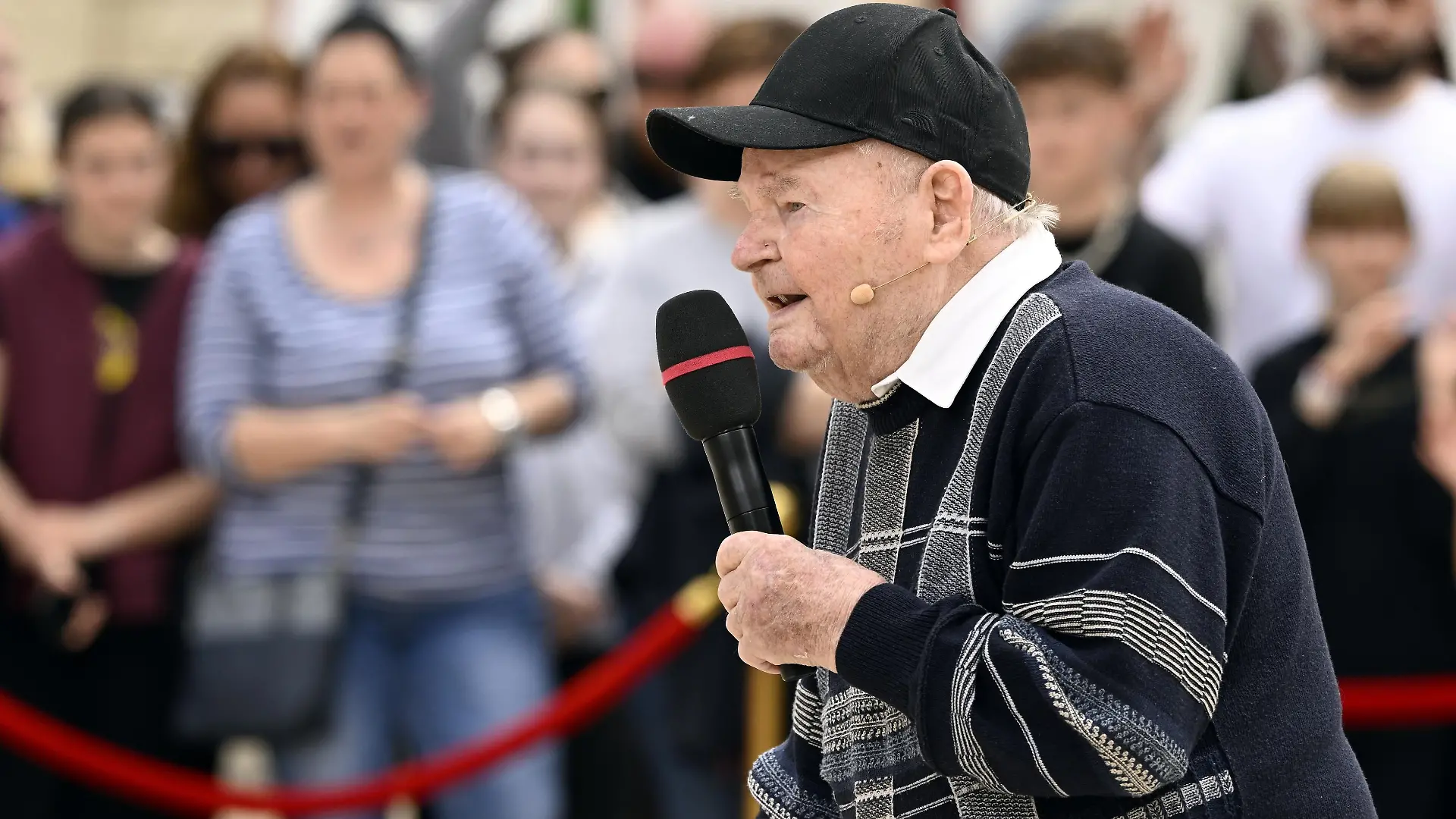 Günter (92) beim DSDS-Casting.