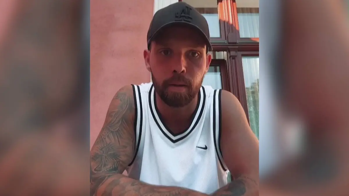 Jakub meldet sich in seiner Instagram-Story zur Trennung von Kate.
