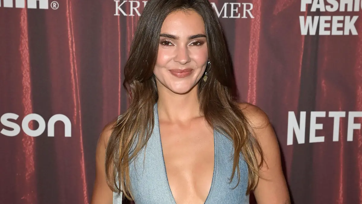 Stefanie Giesinger beim About You Fashion Circus in Adlershof-Johannisthal. Berlin, 04.07.2024 *** Stefanie Giesinger at