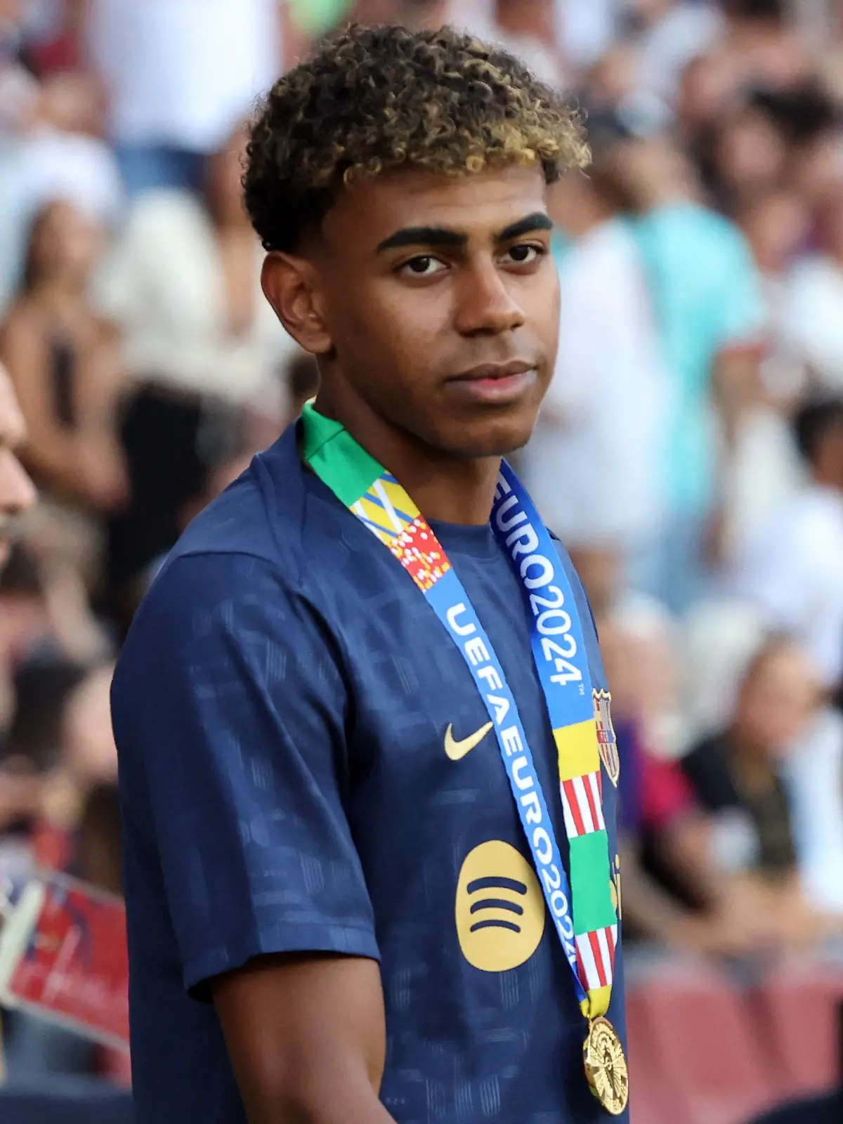 Der Vater von Spaniens Fußball-Wunderkind Lamine Yamal wurde Opfer einer Messerattacke. Das berichten mehrere Medien übereisntimmend.