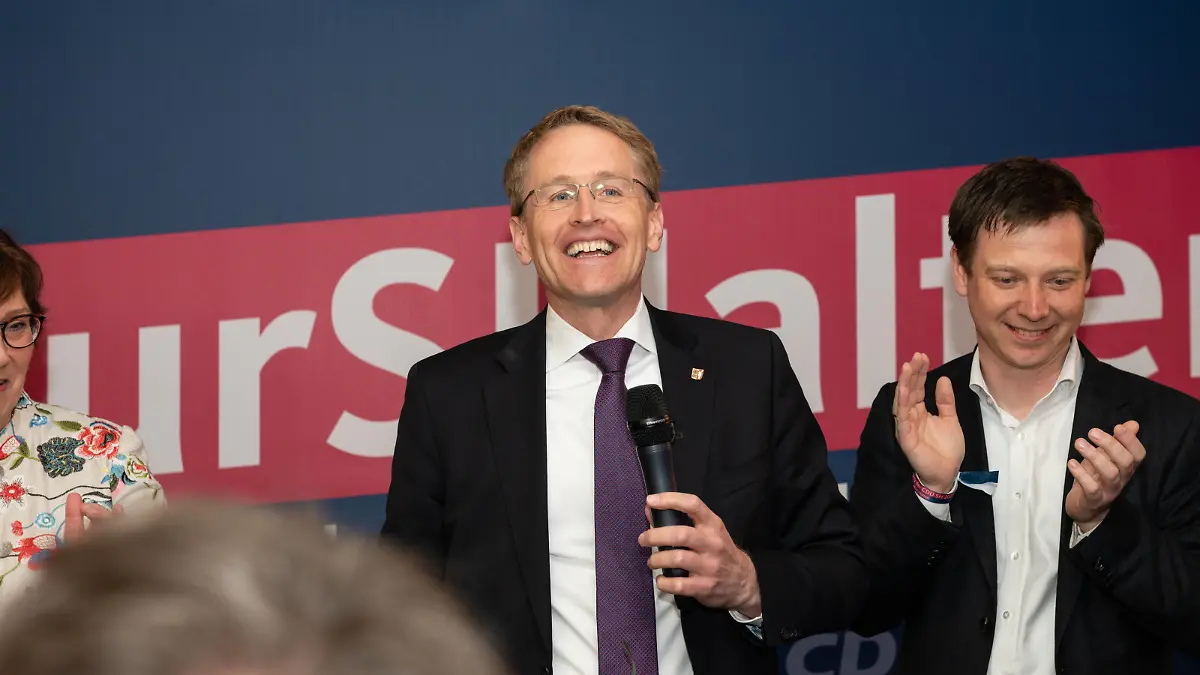  Kiel, Deutschland 8. Mai 2022, Landtagswahl, Schleswig-Holstein hat gewählt Impressionen von der CDU Wahlparty nach der ersten Prognose *** Kiel, Germany 8 May 2022, state election, Schleswig Holstein has elected Impressions of the CDU election party after the first forecast