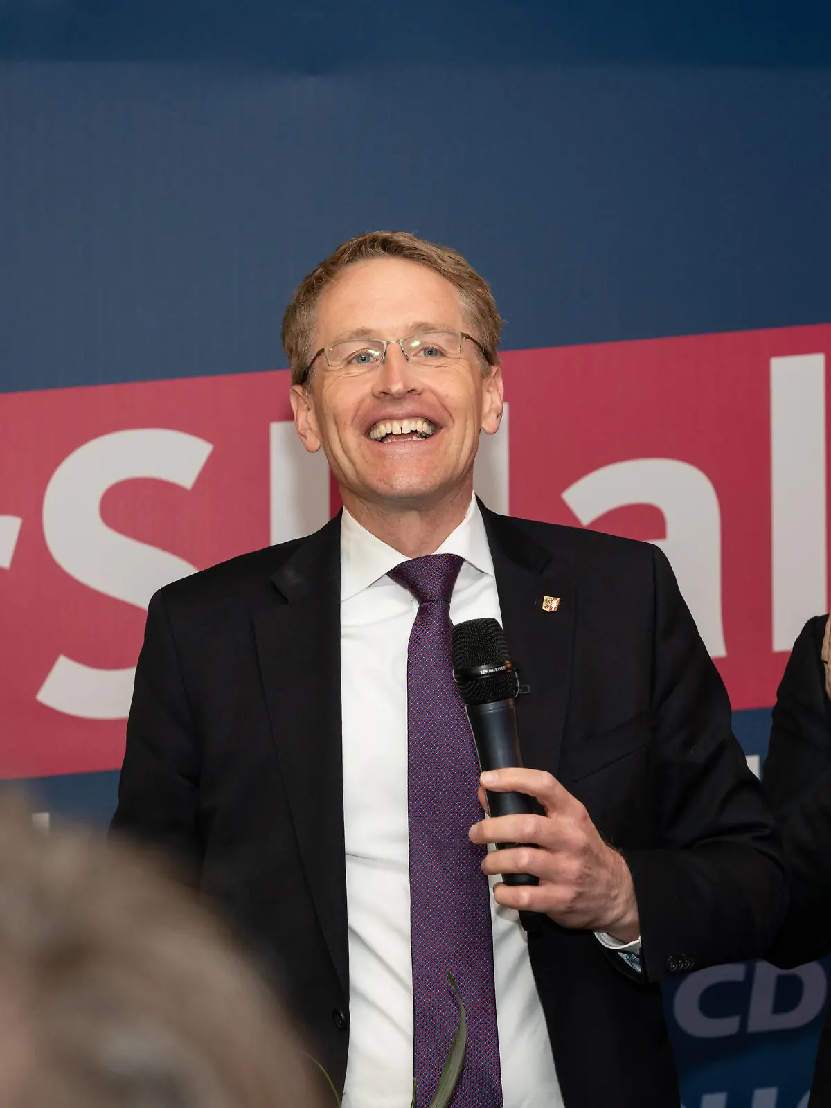  Kiel, Deutschland 8. Mai 2022, Landtagswahl, Schleswig-Holstein hat gewählt Impressionen von der CDU Wahlparty nach der ersten Prognose *** Kiel, Germany 8 May 2022, state election, Schleswig Holstein has elected Impressions of the CDU election party after the first forecast