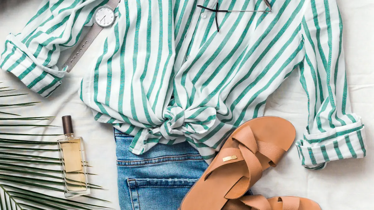 French Tuck: So geht der Styling-Trick