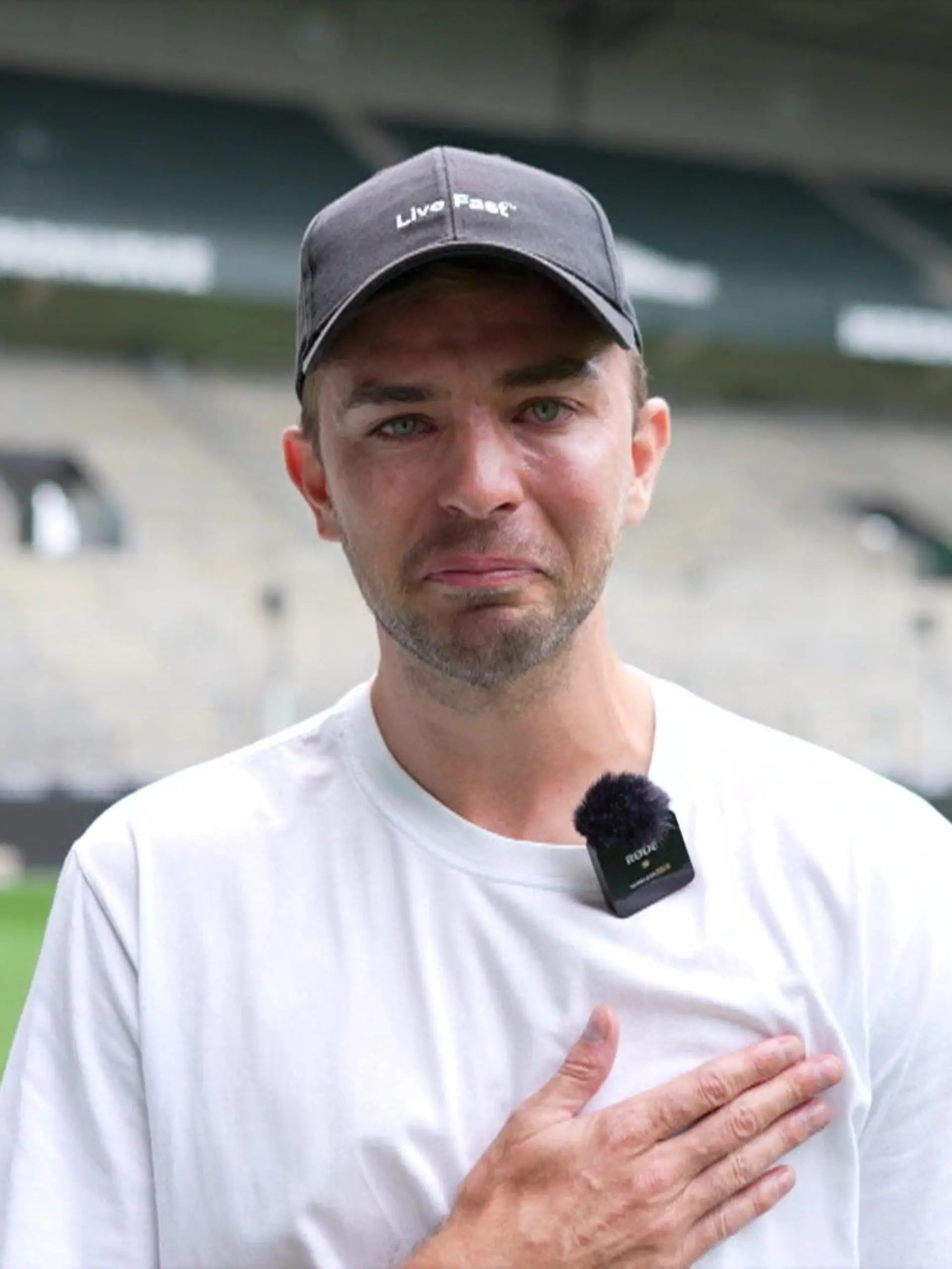 Bild zu: "Weltmeister Kramer verabschiedet sich in Tränen-Video von Gladbach"