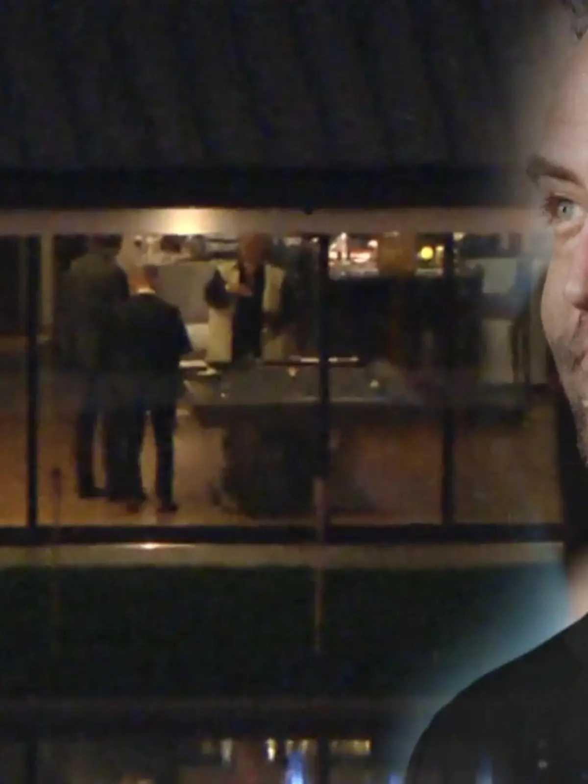 Bild zu: "Matthew Perry verlor öfter sein Bewusstsein"