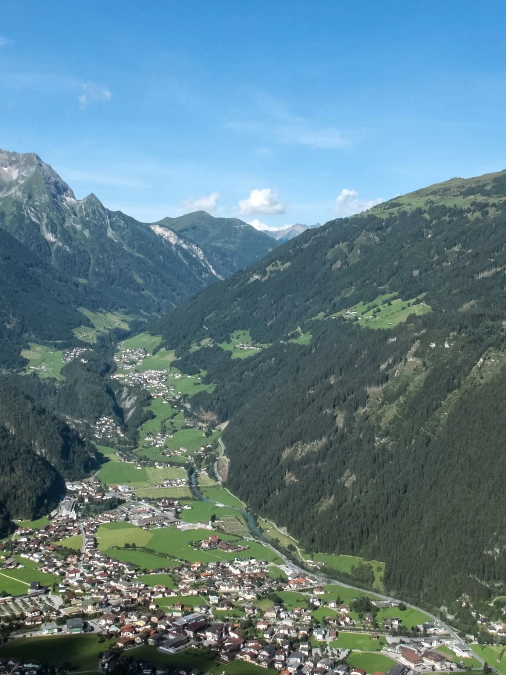Bild zu: "60-Jähriger in den Bergen verschwunden"