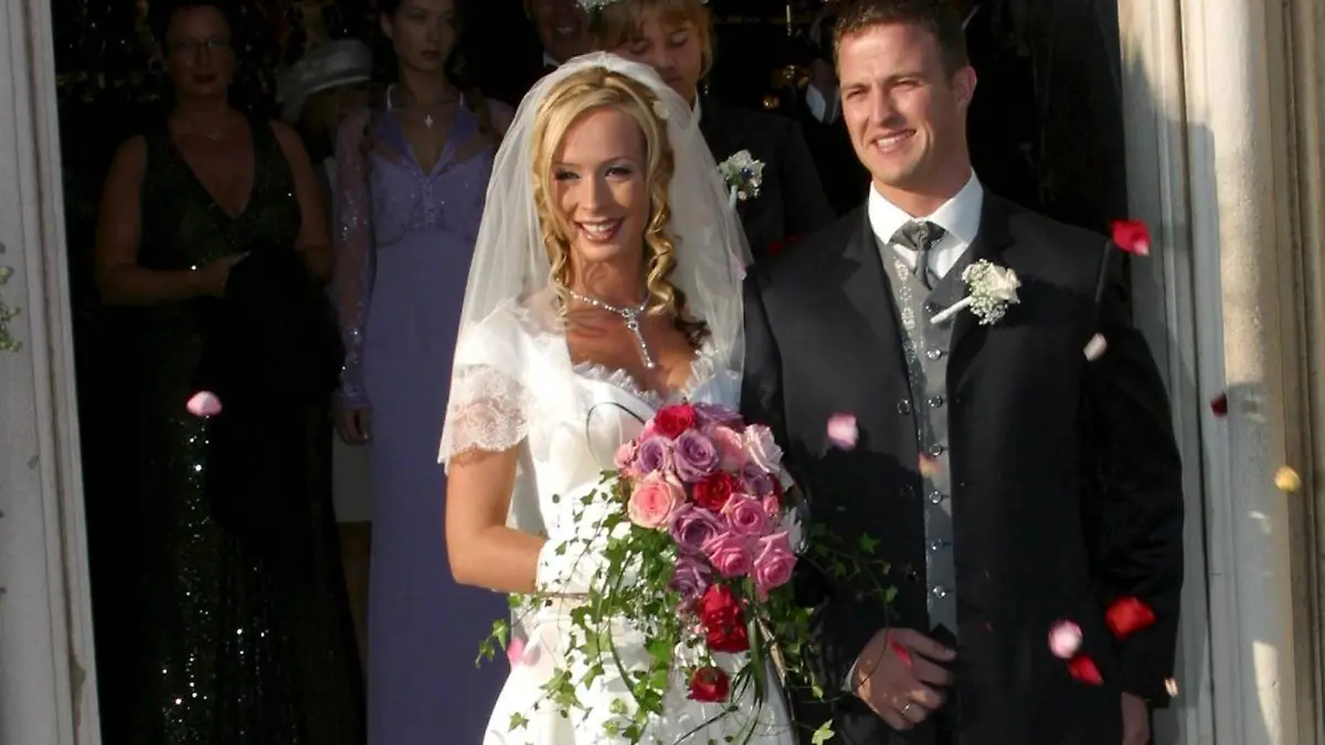 Cora und Ralf Schumacher heiraten im September 2002 noch einmal kirchlich in Salzburg.
