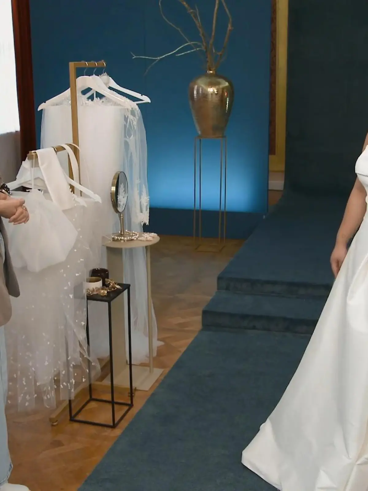 Bild zu: "Die Tränen fließen direkt beim ersten Kleid"