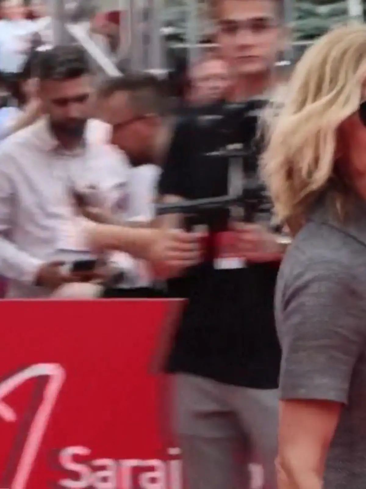 Bild zu: "Meg Ryan verzaubert Sarajevo im Gemütlich-Look"