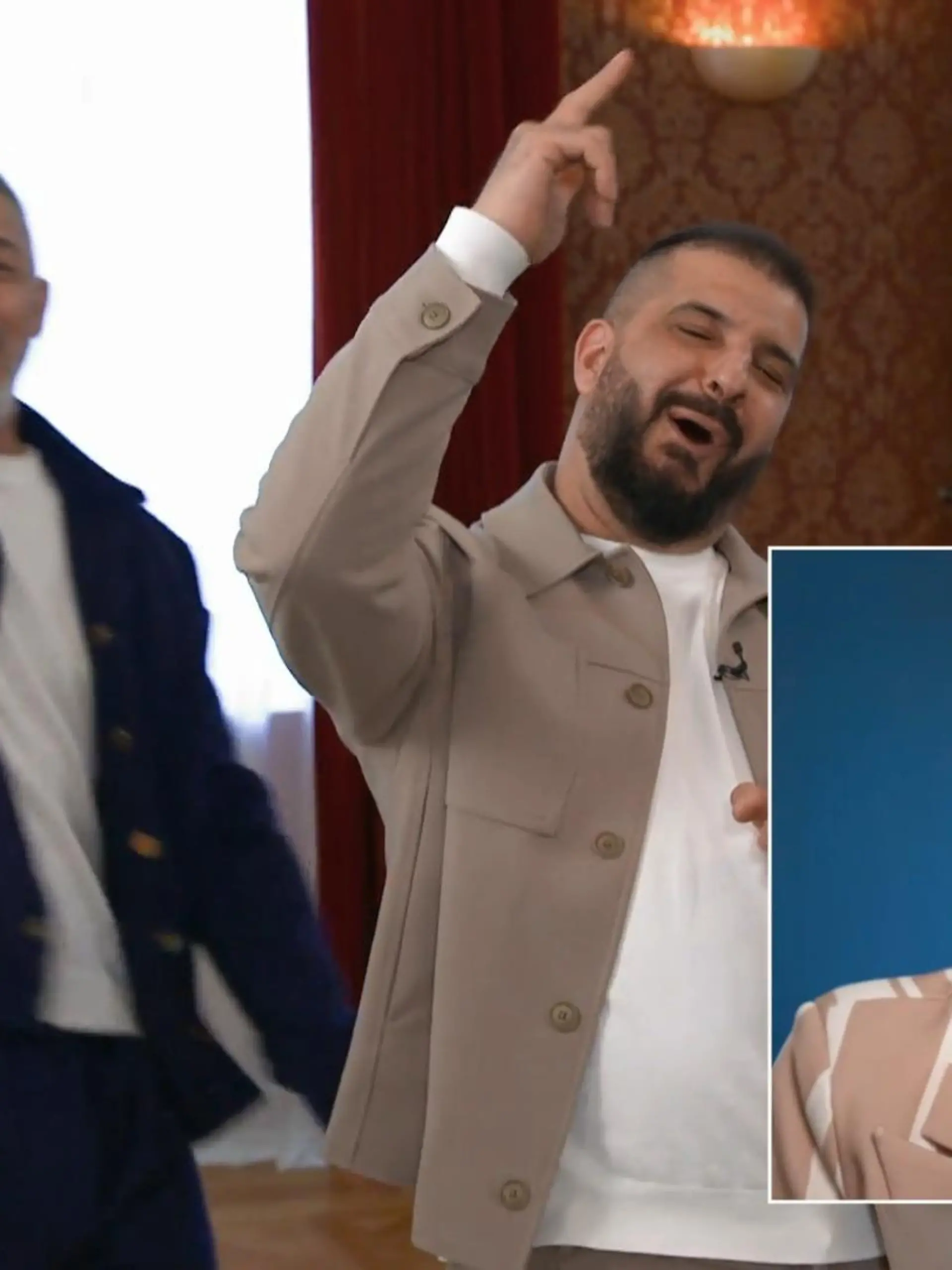 Bild zu: "Es duellieren sich Neat Roustemoglou & Süleyman Tufan vs. Ann-Kathrin Nicklaus"