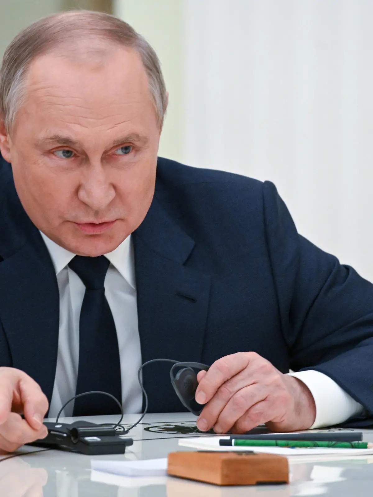  Russia Putin UN 8176295 26.04.2022 Russian President Vladimir Putin meets with Secretary-General of the United Nations Antonio Guterres at the Kremlin in Moscow, Russia. Vladimir Astapkovich / Sputnik Moscow Russia PUBLICATIONxINxGERxSUIxAUTxONLY Copyright: xVladimirxAstapkovichx