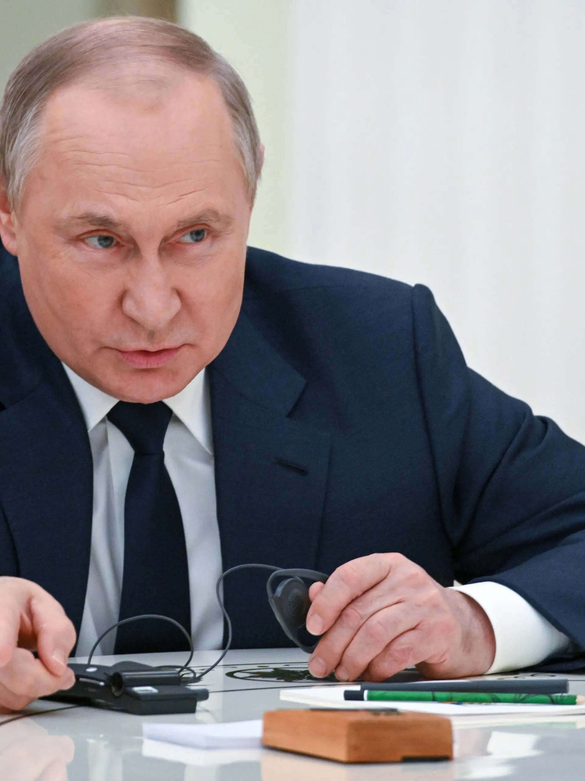  Russia Putin UN 8176295 26.04.2022 Russian President Vladimir Putin meets with Secretary-General of the United Nations Antonio Guterres at the Kremlin in Moscow, Russia. Vladimir Astapkovich / Sputnik Moscow Russia PUBLICATIONxINxGERxSUIxAUTxONLY Copyright: xVladimirxAstapkovichx