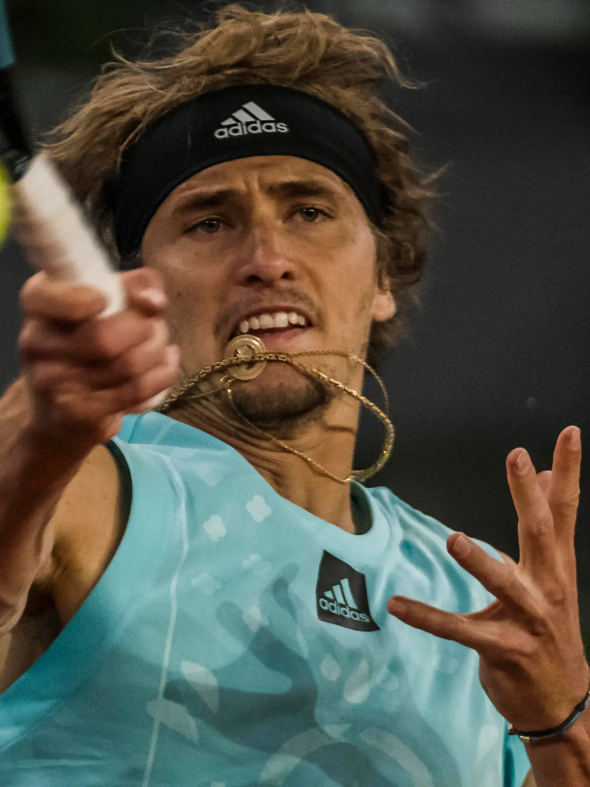  May 6, 2022, Madrid, Madrid, Spain: ALEXANDER ZVEREV GER returns the ball to Felix Auger-Aliassime CAN at Day 8 of the Madrid Open 2022. Madrid Spain - ZUMAo105 20220506_zap_o105_068 Copyright: xMatthiasxOesterlex