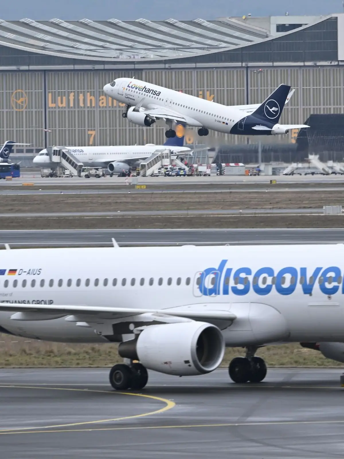 Bild zu: "Bei der Lufthansa-Tochter geht ab Dienstag nichts mehr"