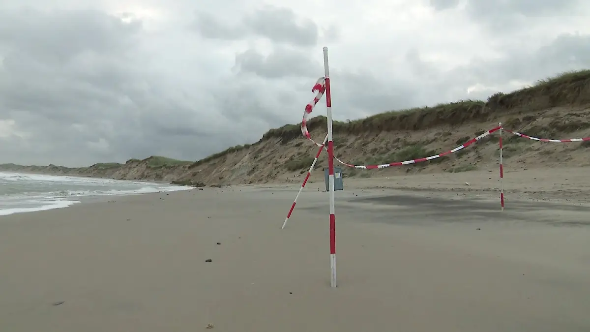 Zwei deutsche Kinder sind in Dänemark von einer Sanddüne verschüttet worden.