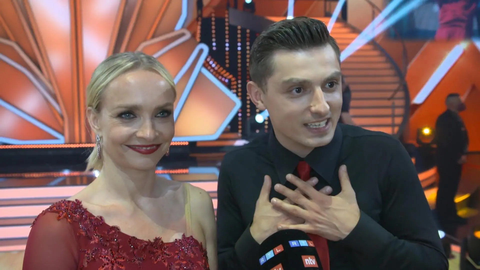 Was Zsolt Sándor Cseke so an Janin Ullmann fasziniert Sonntags kann sie (noch) nix!