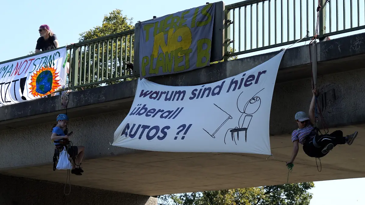 Autobahn 27 wird wegen Demonstration voll gesperrt
