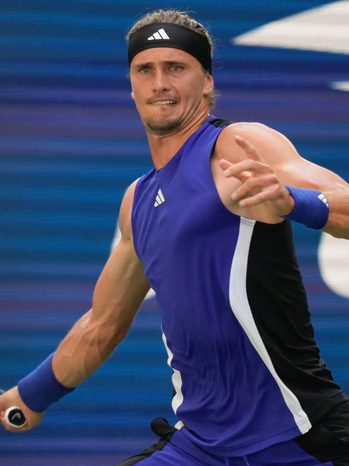 Auch Alexander Zverev erhält im Netz Todeswünsche gegen sich und seine Mutter.