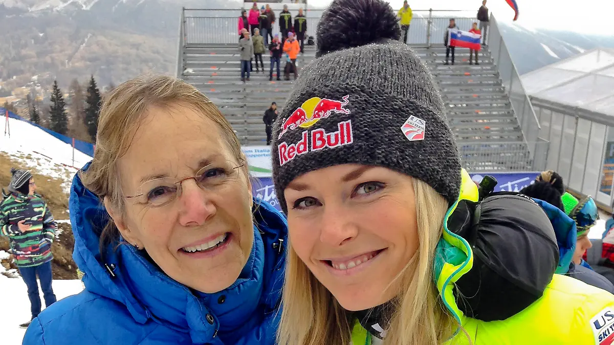 Lindsey Vonn mit ihrer Mama, die vor zwei Jahren ihren Kampf gegen ALS verloren hat.