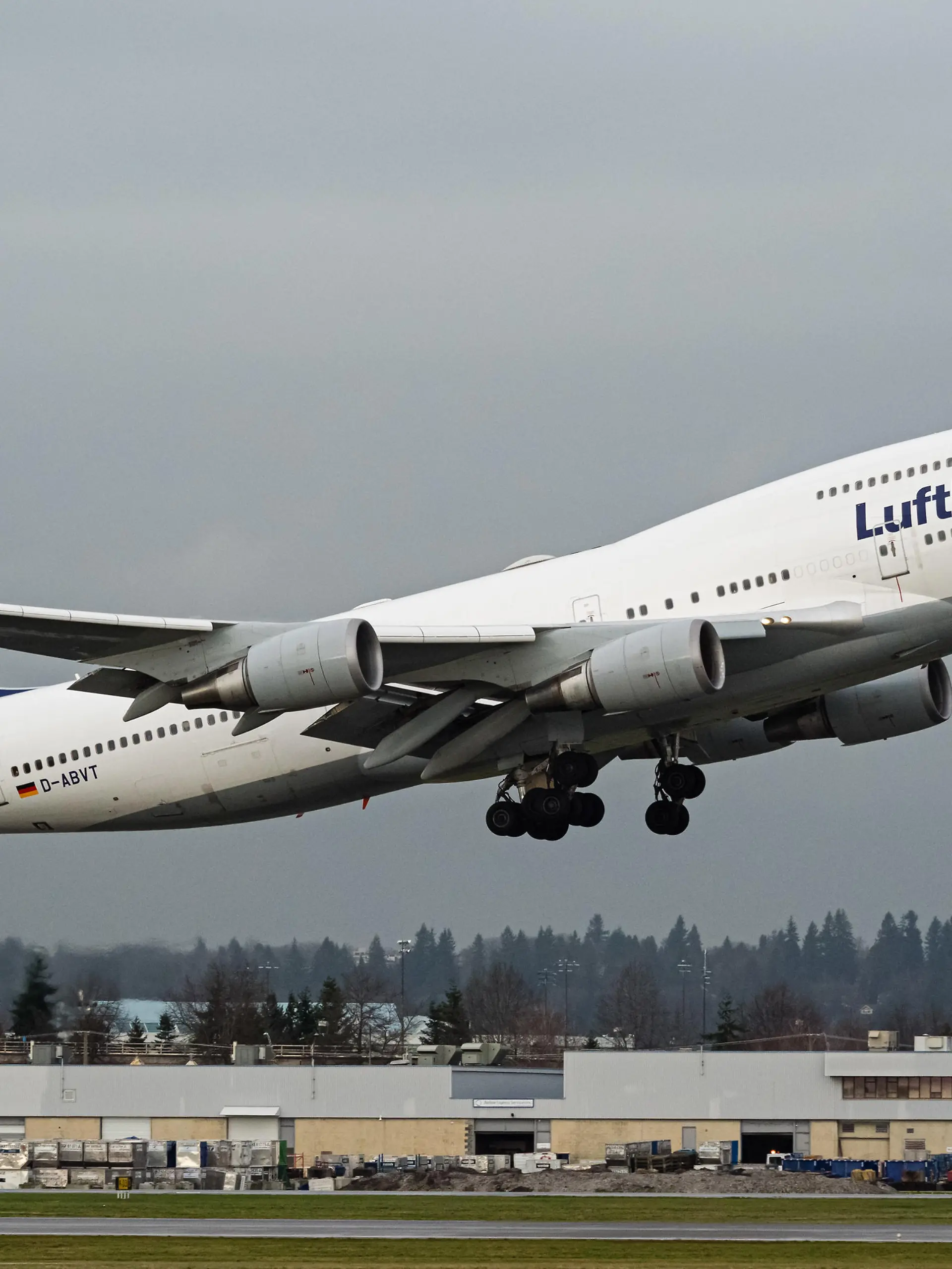 A Lufthansa Boeing 747-400 (D-ABVT) wide-body jumbo jet airliner takes off from Vancouver International Airport. 

Credit Image: Bayne Stanley/ZUMA Wire

Pictured: GV,General View
Ref: SPL5143013 240120 NON-EXCLUSIVE
Picture by: Zuma / SplashNews.com

Splash News and Pictures
Los Angeles: 310-821-2666
New York: 212-619-2666
London: +44 (0)20 7644 7656
Berlin: +49 175 3764 166
photodesk@splashnews.com

World Rights, No Argentina Rights, No Belgium Rights, No China Rights, No Czechia Rights, No Finland Rights, No Hungary Rights, No Japan Rights, No Mexico Rights, No Netherlands Rights, No Norway Rights, No Peru Rights, No Portugal Rights, No Slovenia Rights, No Sweden Rights, No Switzerland Rights, No Taiwan Rights, No United Kingdom Rights

