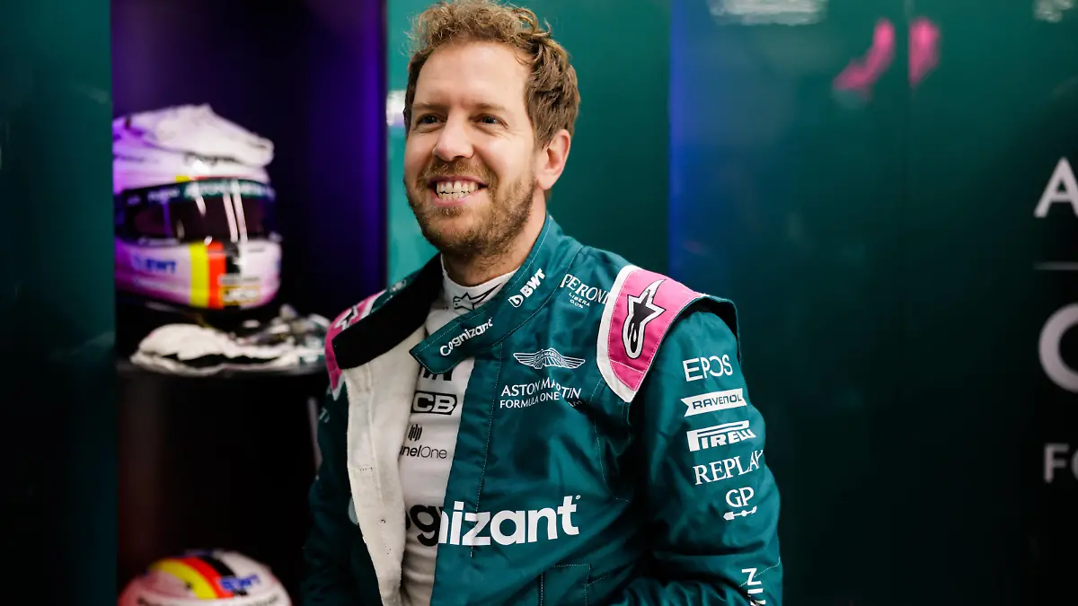 Formula 1 2021: Belgian GP CIRCUIT DE SPA FRANCORCHAMPS, BELGIUM - AUGUST 27: Sebastian Vettel, Aston Martin during the Belgian GP at Circuit de Spa Francorchamps on Friday August 27, 2021 in Spa, Belgium. Photo by Glenn Dunbar / LAT Images Images PUBLICATIONxINxGERxSUIxAUTxHUNxONLY GP2112_082423_J5A1794